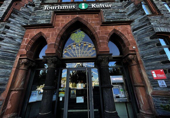 Eingang Mosel-Gäste-Zentrum