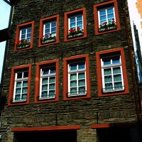 Haus + Garage (extra)