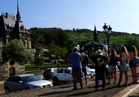 Aussicht auf Schloss Lieser