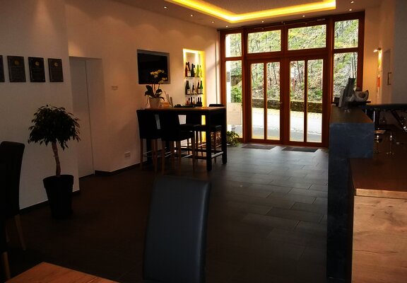 Innenansicht der Vinothek