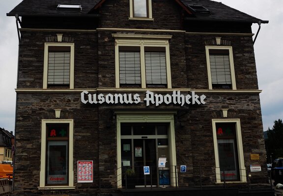 Cusanus Apotheke