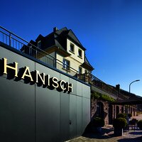 Außenfassade der Vinothek