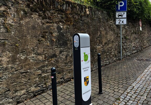 Ladestation Burgstraße seitlich