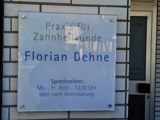 Zahnarzt Florian Dehne