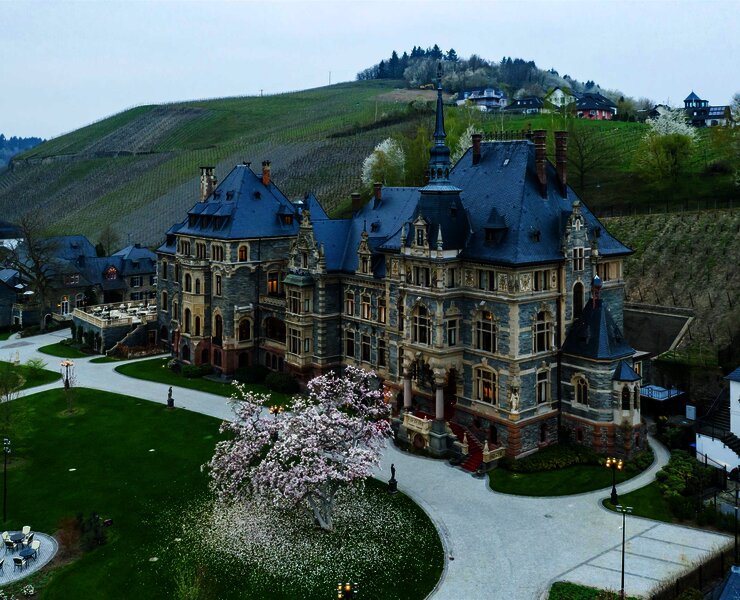 Außenansicht Schloss Lieser