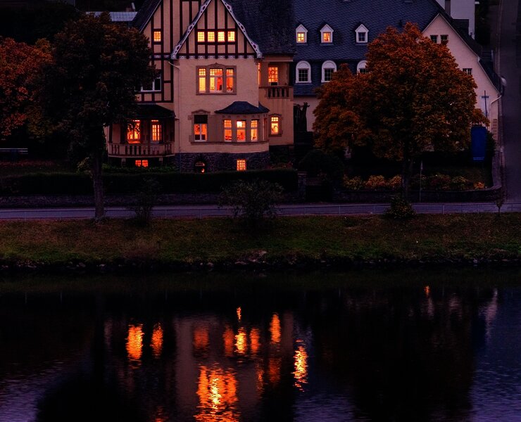 Weingut Kerpen in der Dämmerung