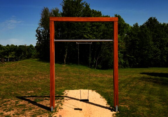 Große Schaukel im Kurpark