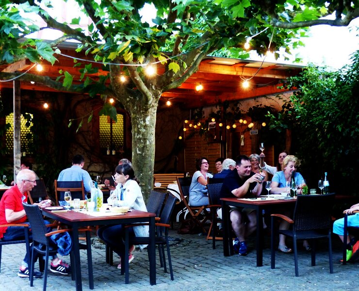 Straußwirtschaft an der Mosel