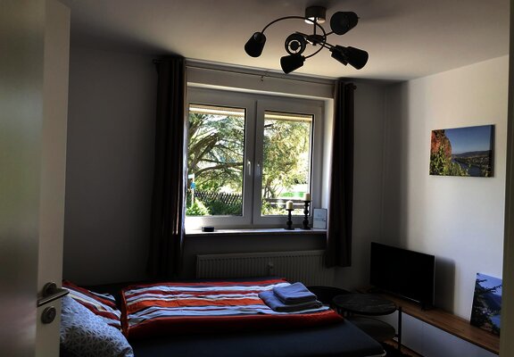 5Wohnzimmer mit Schlafsofa