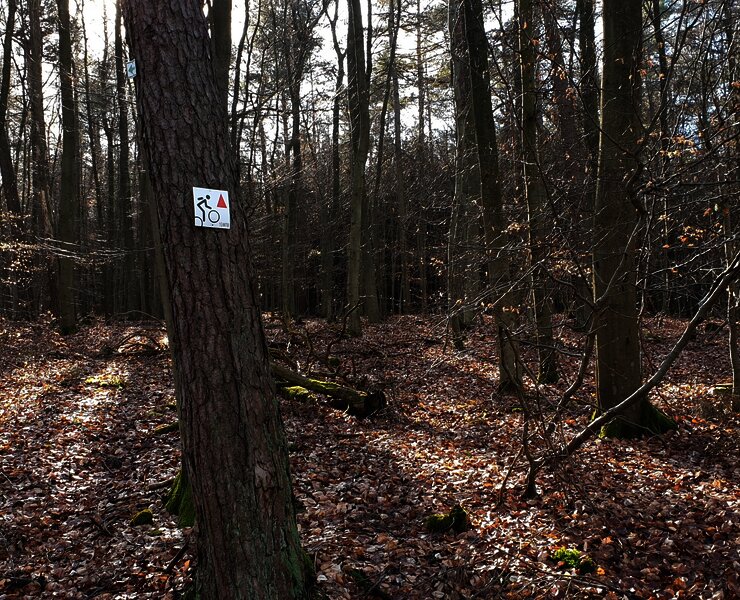 Weglogo entlang der Strecke