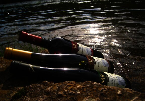 Weinflaschen in derMosel