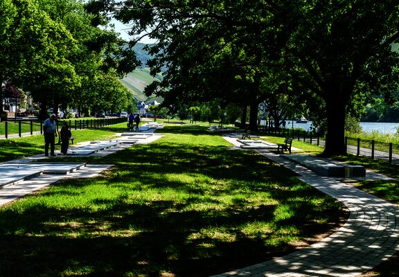 Kleingolfanlage am Moselufer