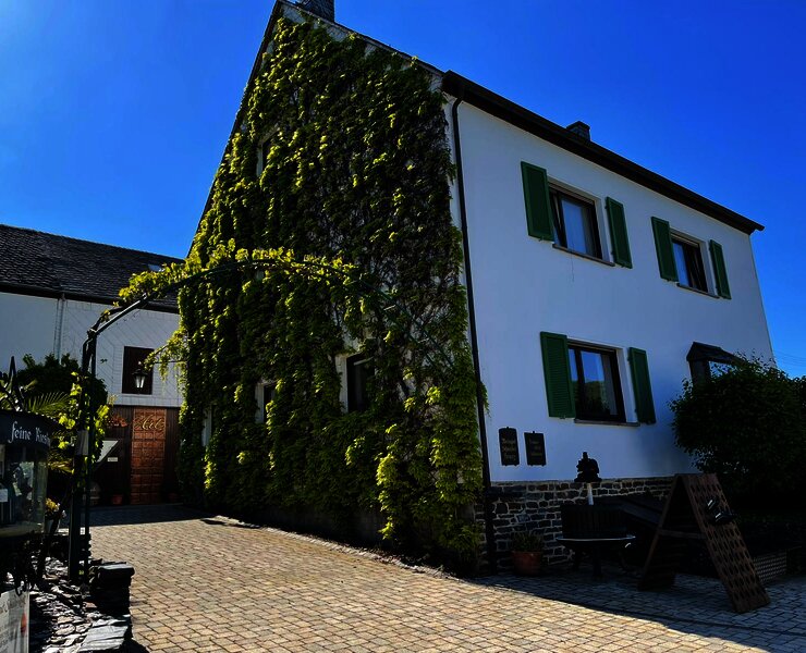 Außenansicht des Weinguts Maring-Prigge