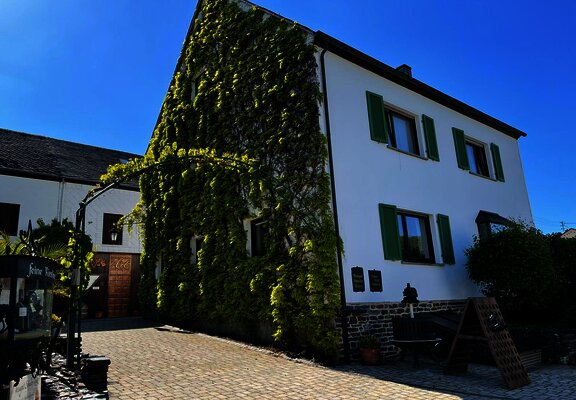 Außenansicht des Weinguts Maring-Prigge