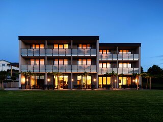 WeinQuartier Boujong Dämmerung