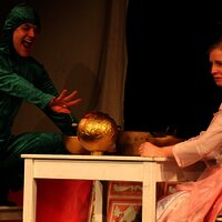 Froschkönig am Tisch