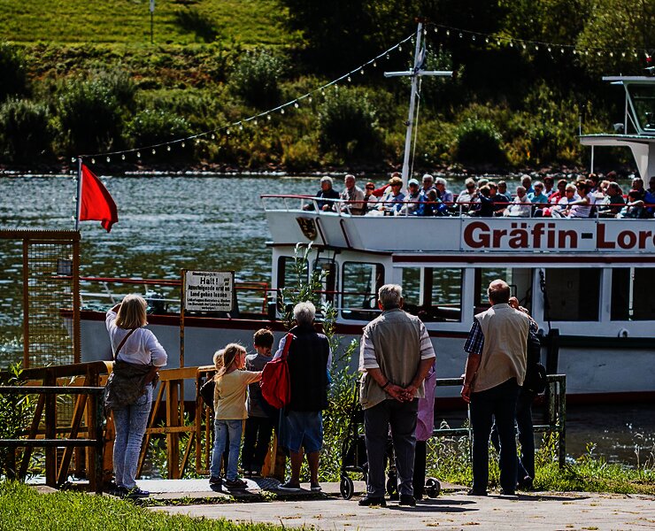 Am Anleger in Zeltingen