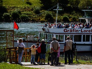 Am Anleger in Zeltingen