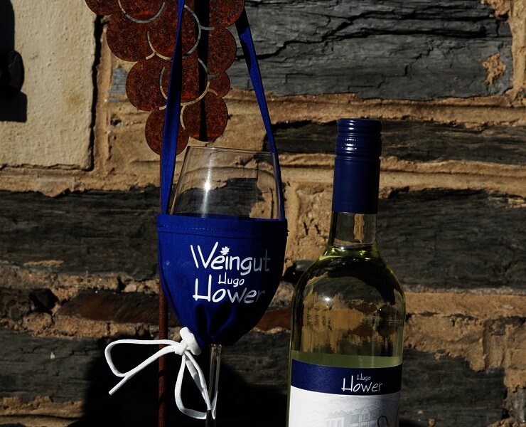 Flasche und Weinglas