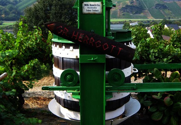 Wegweiser zum Großen Herrgott