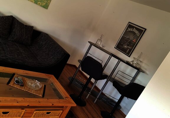 691B4579-7B95-4BD1-B2B2-391587A64D9F