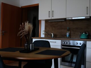 Wohnzimmer mit Küchenzeile