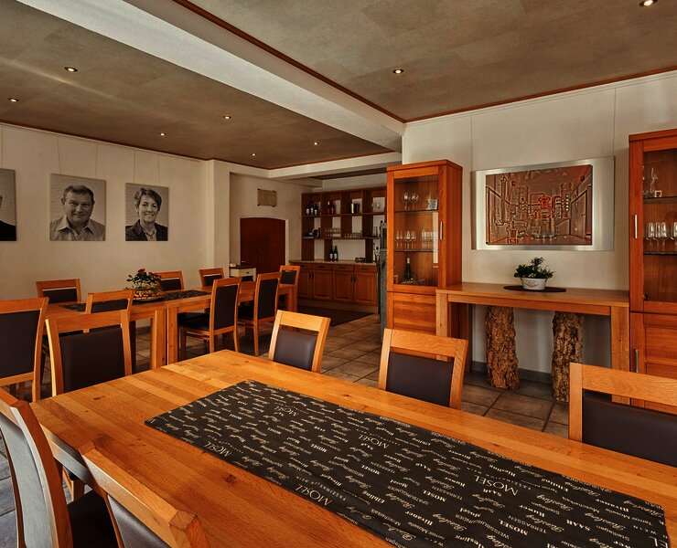 2023-04-14-tonimedia-Steffen-Probierstube-7569_HDR