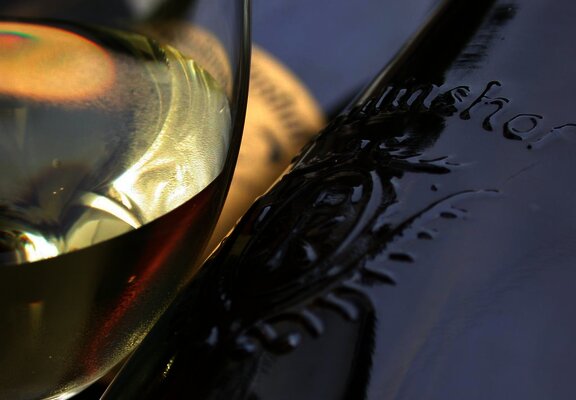 Weingut Paulinshof Weinflasche Detail