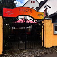 Underground Club Eingang