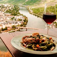 Weingenuss und Kulinarik bei der Wein-Gourmet-Tour