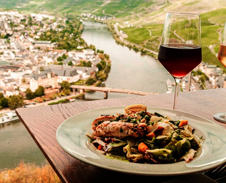 Weingenuss und Kulinarik bei der Wein-Gourmet-Tour