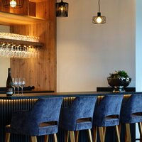 WeinQuartier Boujong Vinothek Theke