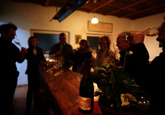 Weinprobe im Weingut Jochen Clemens