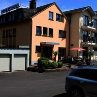 Außenansicht Christiana`s Wein und ArtHotel