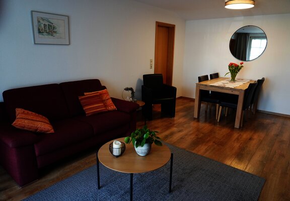 Wohnzimmer Ferienwohnung Kardinalsberg