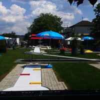 Minigolf b