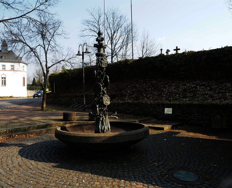 Marienbrunnen in Klausen