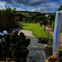 Garten mit Grillplatz
