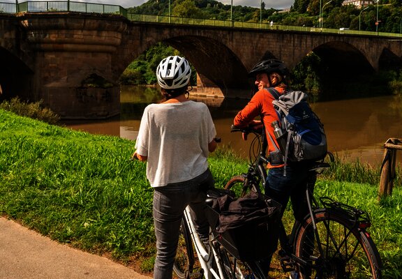 Römerbrücke am Zurlaubener Moselufer
