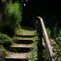 Treppe mit Geländer