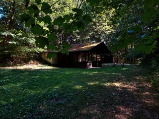 Kesten_Grillhütte_am_Sauerbrunnen