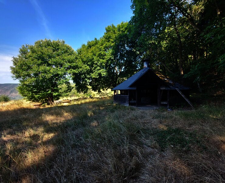 Minheim_Schutzhütte_Em_Kreschelenkamp