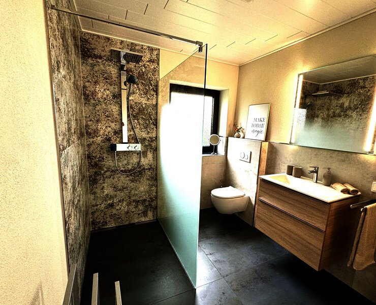 20240530_141007848_iOS