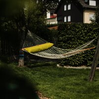 Garten mit Hängematte