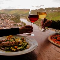 Genuss_Kulinarik_Wein_Restaurant_Person_Mosel_Bern