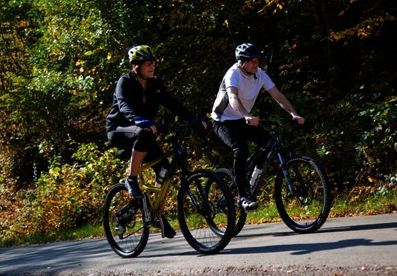 Der Eifel-Pilger-Radweg verläuft überwiegend auf gut befestigten Wegen.