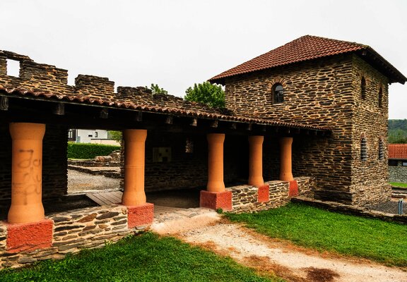 Eingang der Römischen Villa bei Mehring