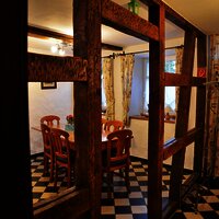 DSC_0068.jpgessstisch