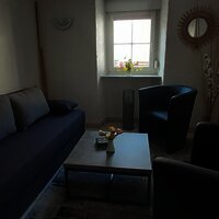 Aufenthaltsraum mit Schlafsofa