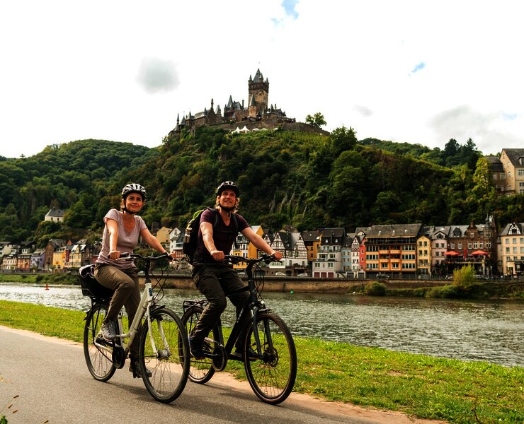 Unterwegs auf dem Mosel-Radweg bei Cochem